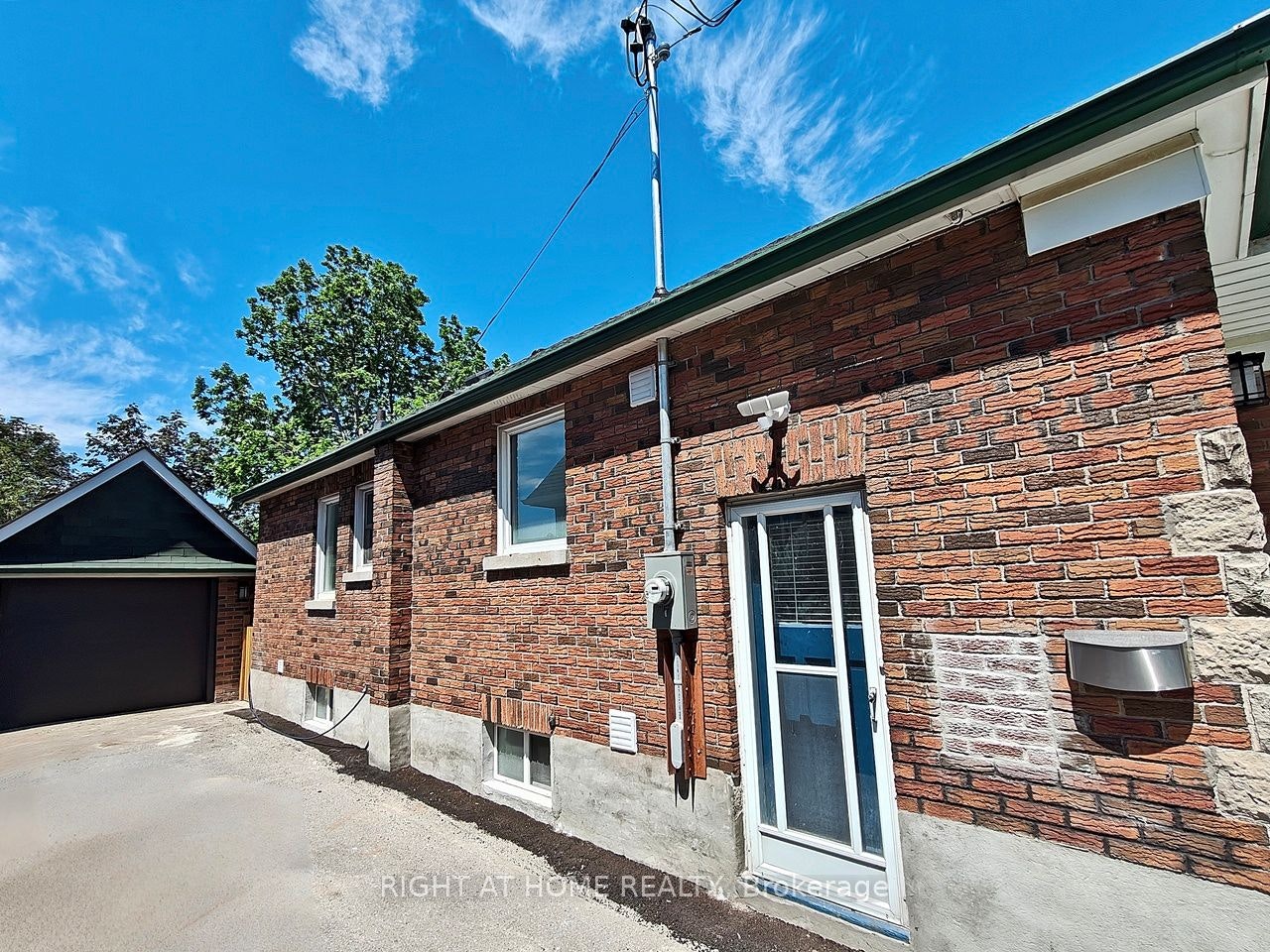 Lower Level-92 Cadillac Avenue S, Oshawa, ON, L1H 5Z2 - 3