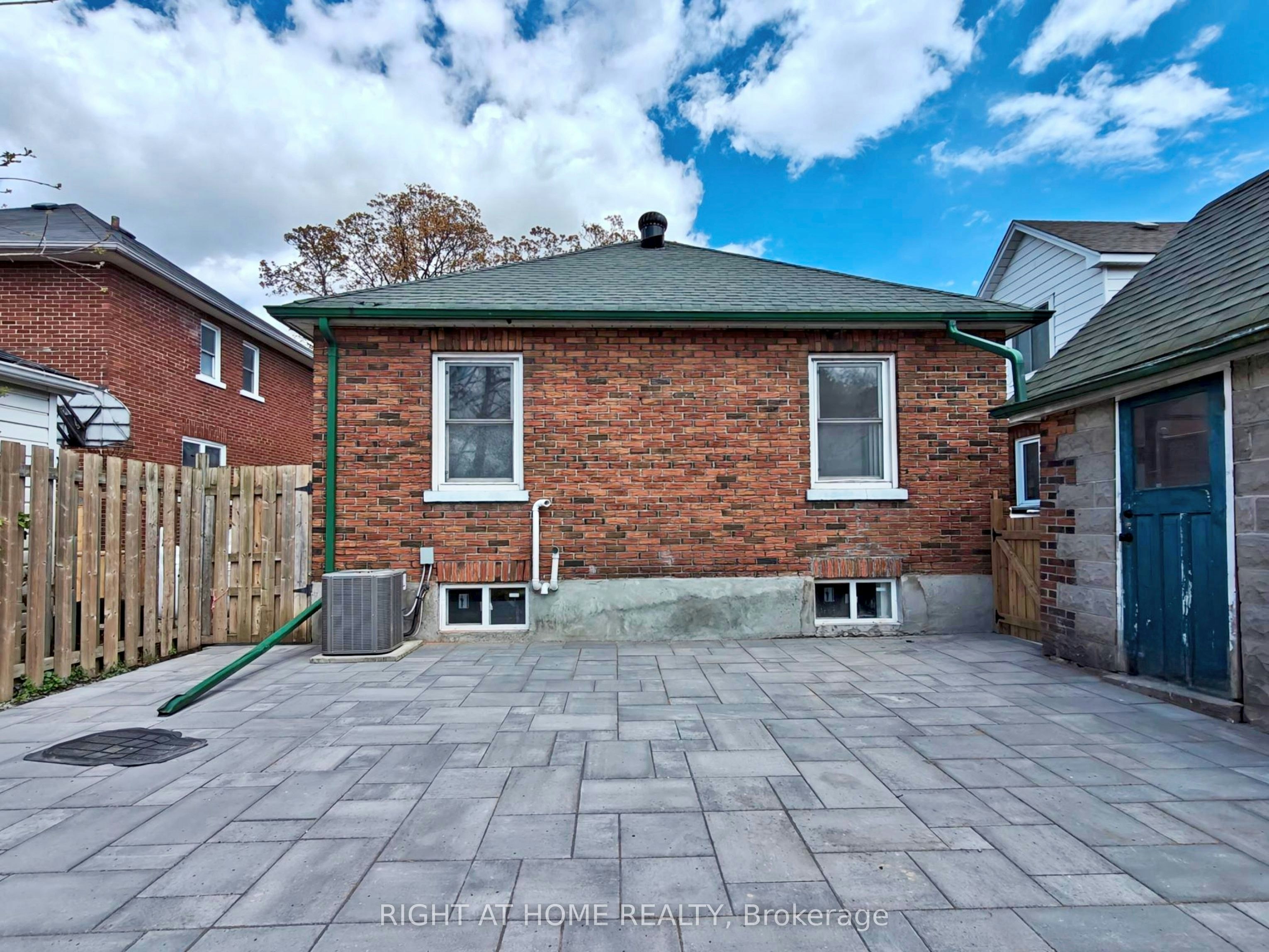 Lower Level-92 Cadillac Avenue S, Oshawa, ON, L1H 5Z2 - 16