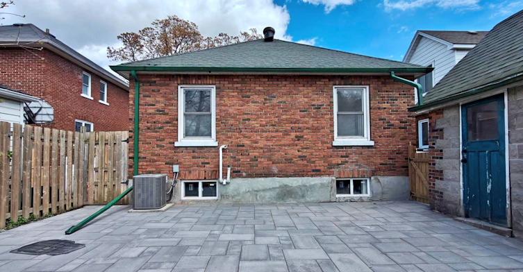 Lower Level-92 Cadillac Avenue S, Oshawa, ON, L1H 5Z2 - 16