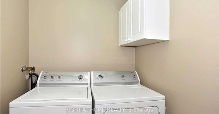 32 Donlevy Crescent, Whitby, ON, L1R 0B8 - 8