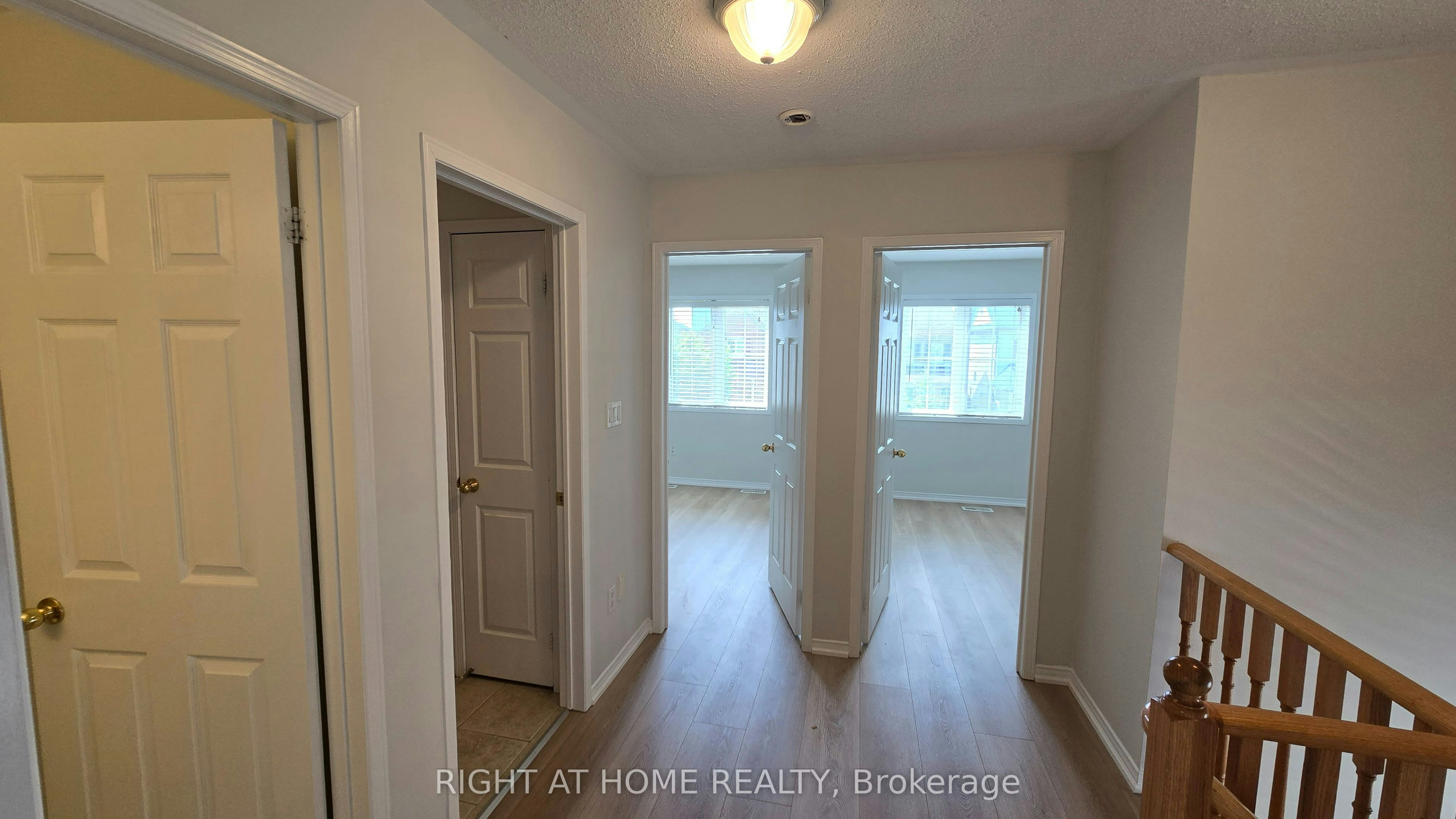32 Donlevy Crescent, Whitby, ON, L1R 0B8 - 13