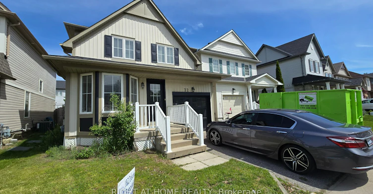 32 Donlevy Crescent, Whitby, ON, L1R 0B8 - 18
