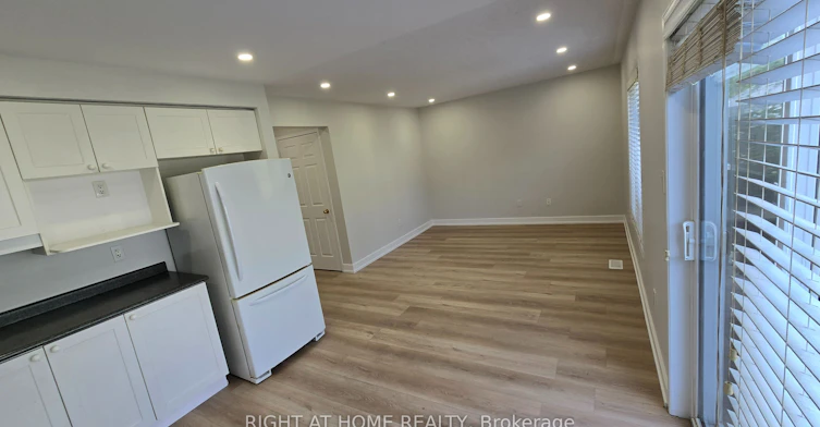 32 Donlevy Crescent, Whitby, ON, L1R 0B8 - 16