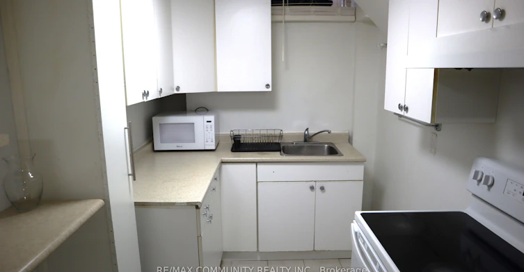 Basement-41 Legends Drive, Toronto, ON, M1X 1Z7 - 10