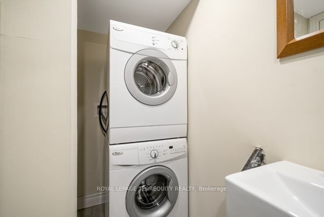 1 Devineridge Avenue, Ajax, ON, L1Z 0T3 - 9