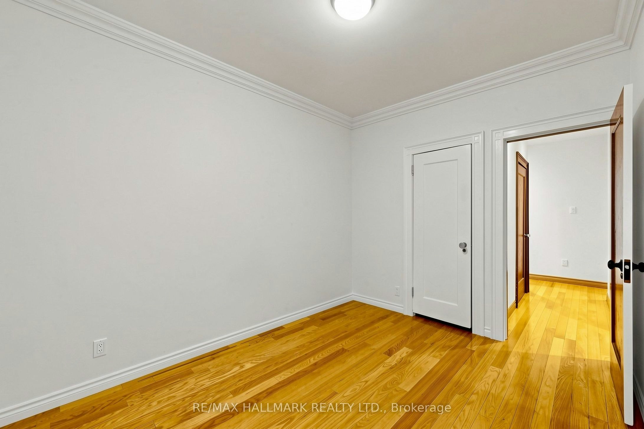 Main-166 Cambridge Avenue, Toronto, ON, M4K 2L9 - 33