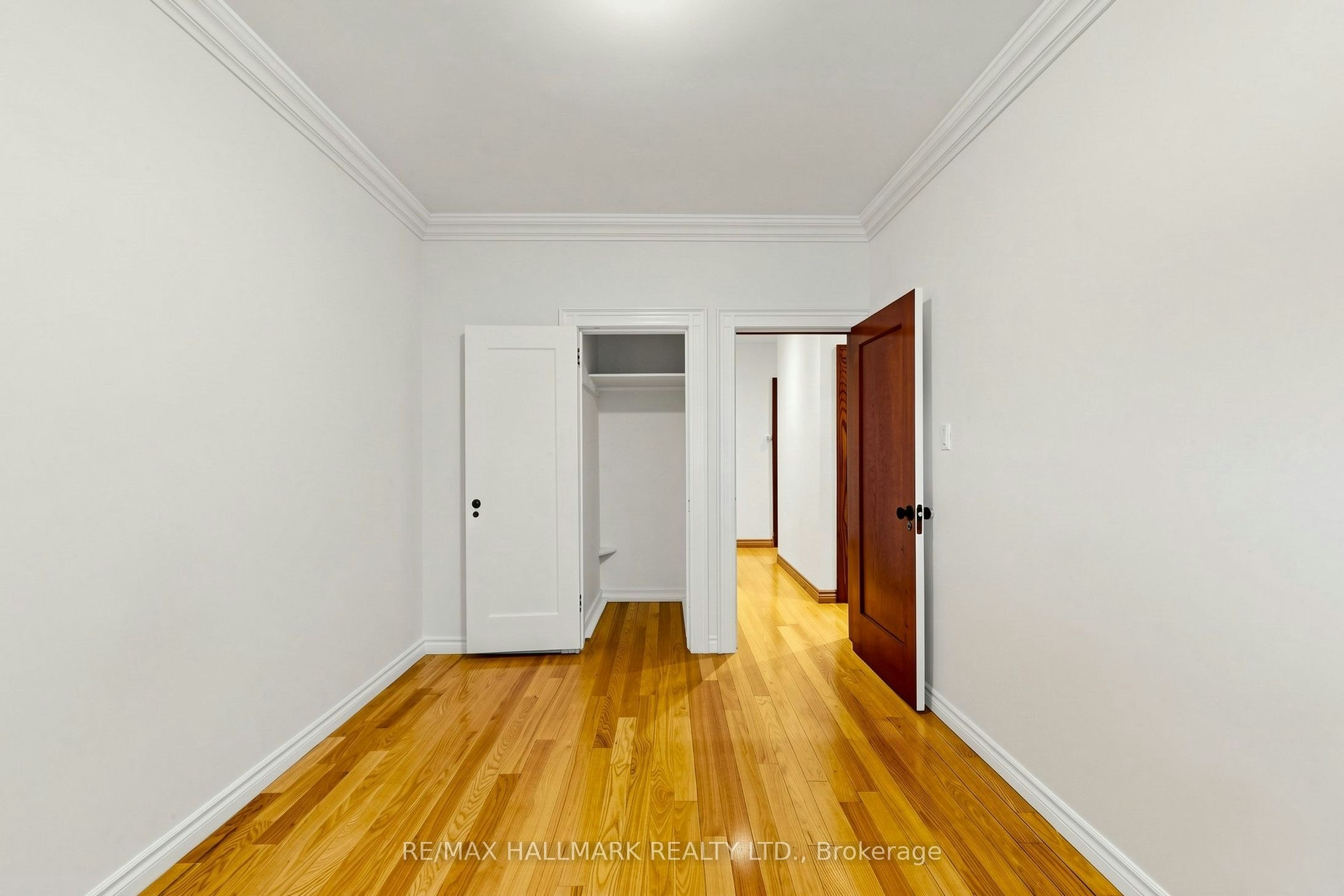 Main-166 Cambridge Avenue, Toronto, ON, M4K 2L9 - 34