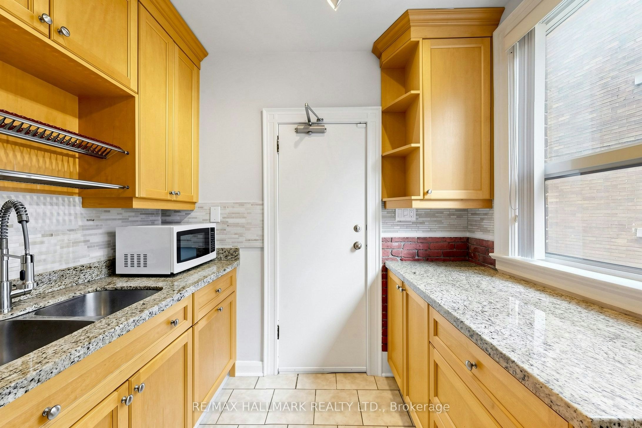 Main-166 Cambridge Avenue, Toronto, ON, M4K 2L9 - 20