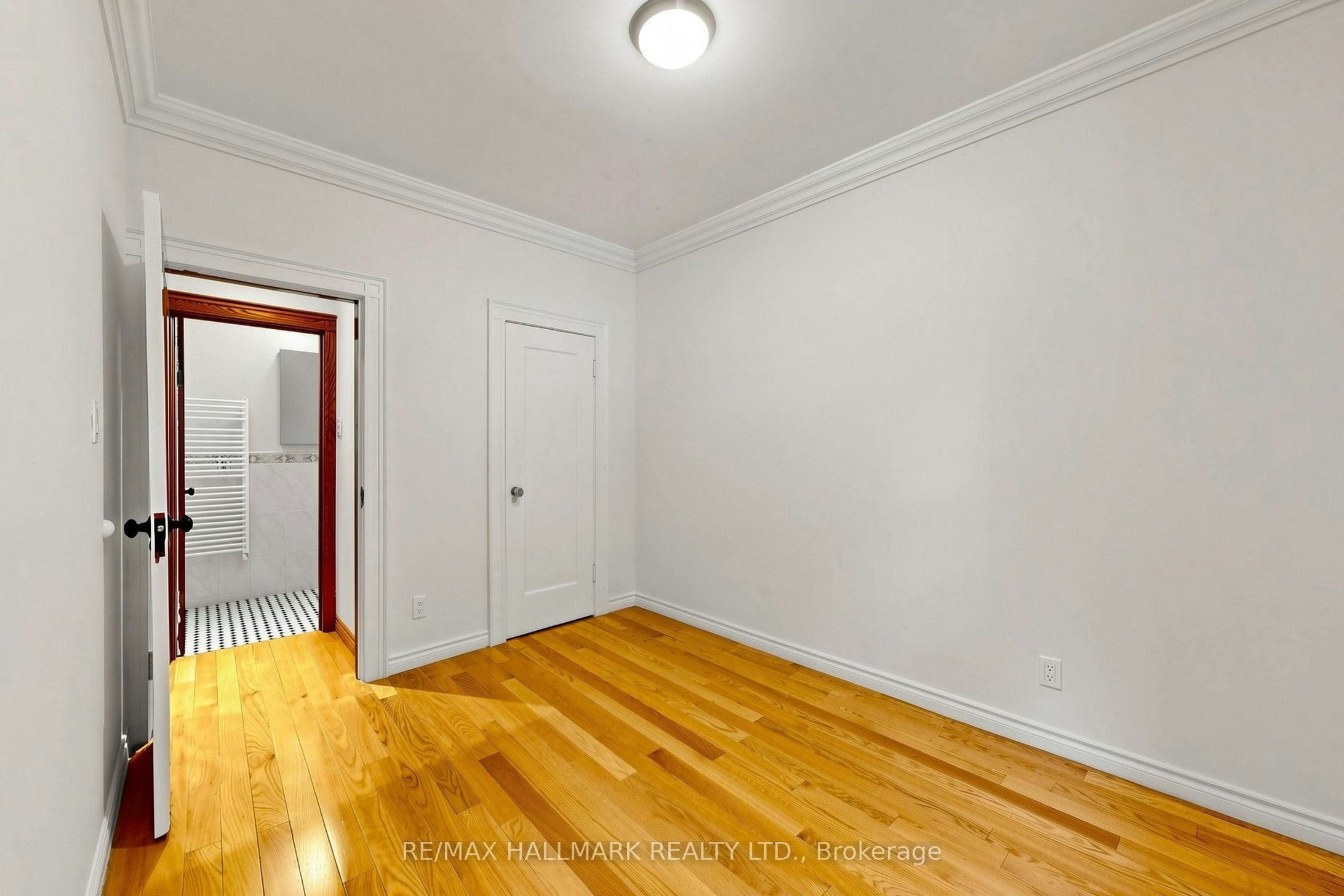 Main-166 Cambridge Avenue, Toronto, ON, M4K 2L9 - 29