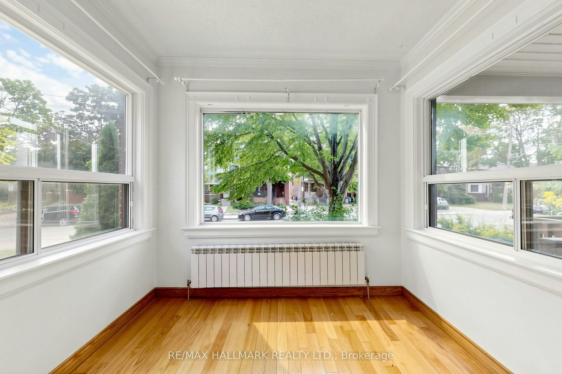 Main-166 Cambridge Avenue, Toronto, ON, M4K 2L9 - 12