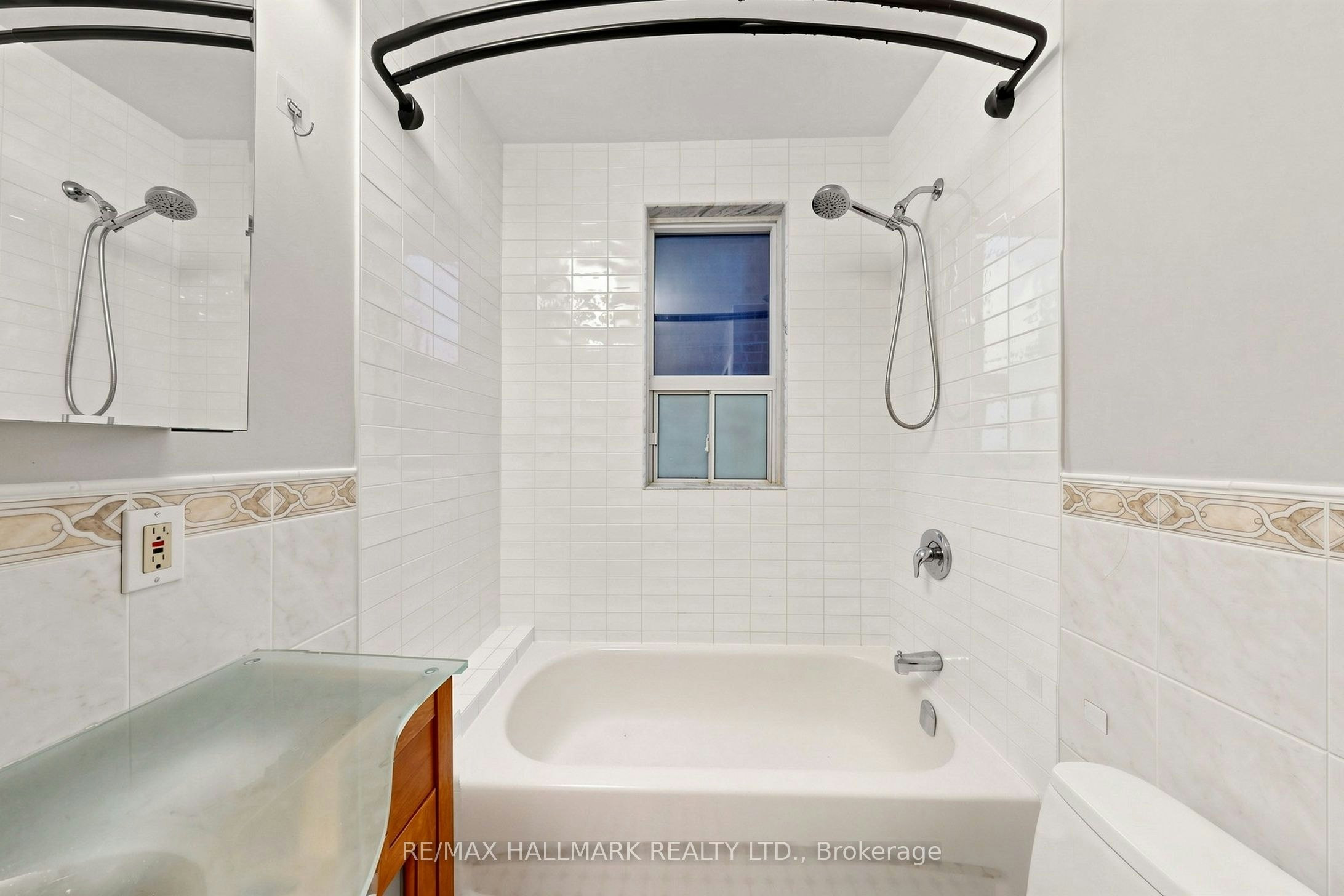 Main-166 Cambridge Avenue, Toronto, ON, M4K 2L9 - 39