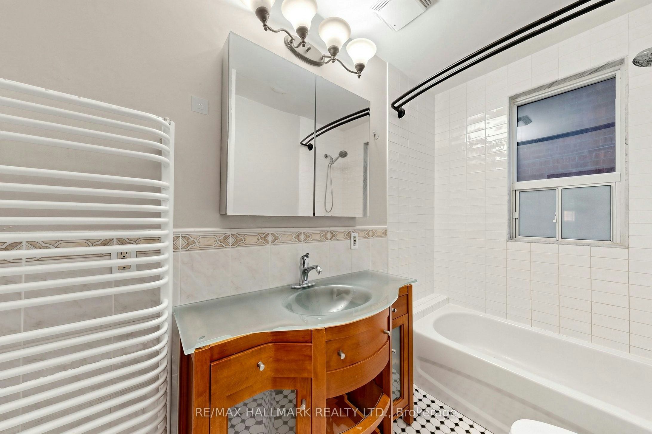 Main-166 Cambridge Avenue, Toronto, ON, M4K 2L9 - 37
