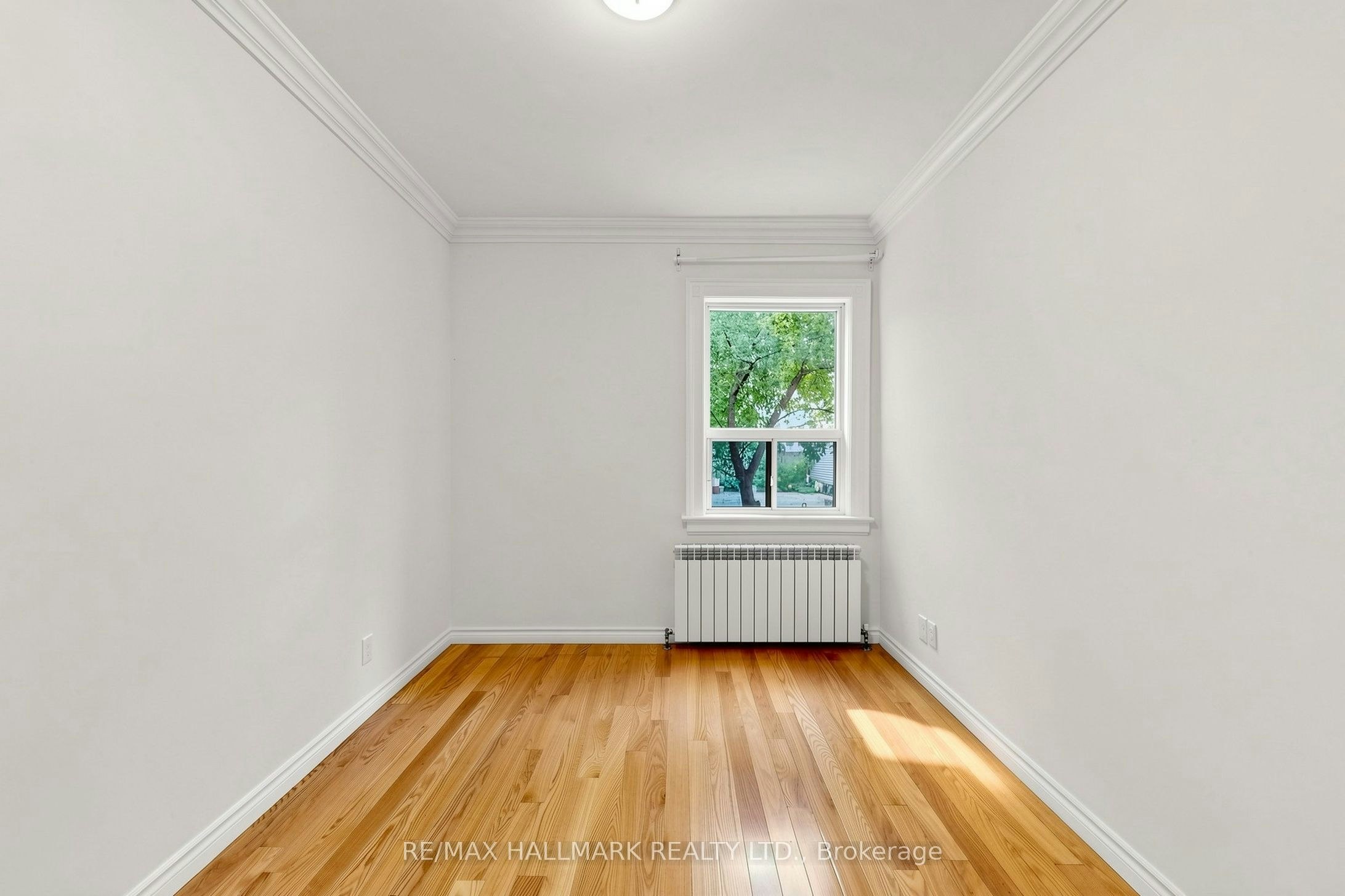 Main-166 Cambridge Avenue, Toronto, ON, M4K 2L9 - 25