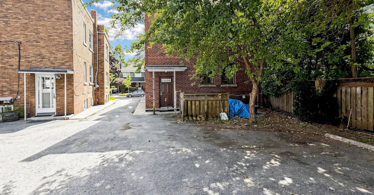 Main-166 Cambridge Avenue, Toronto, ON, M4K 2L9 - 42