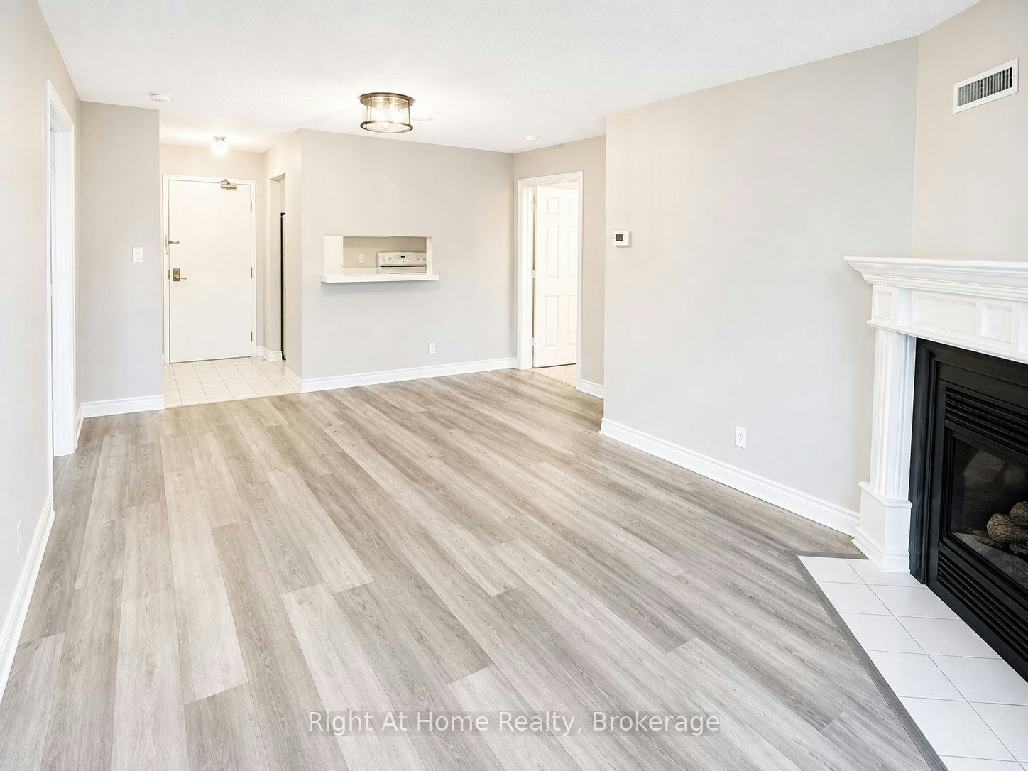 310-195 Lake Driveway N/A W, Ajax, ON, L1S 7H7 - 6