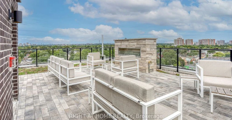 327-2301 Danforth Avenue, Toronto, ON, M4C 0A7 - 25
