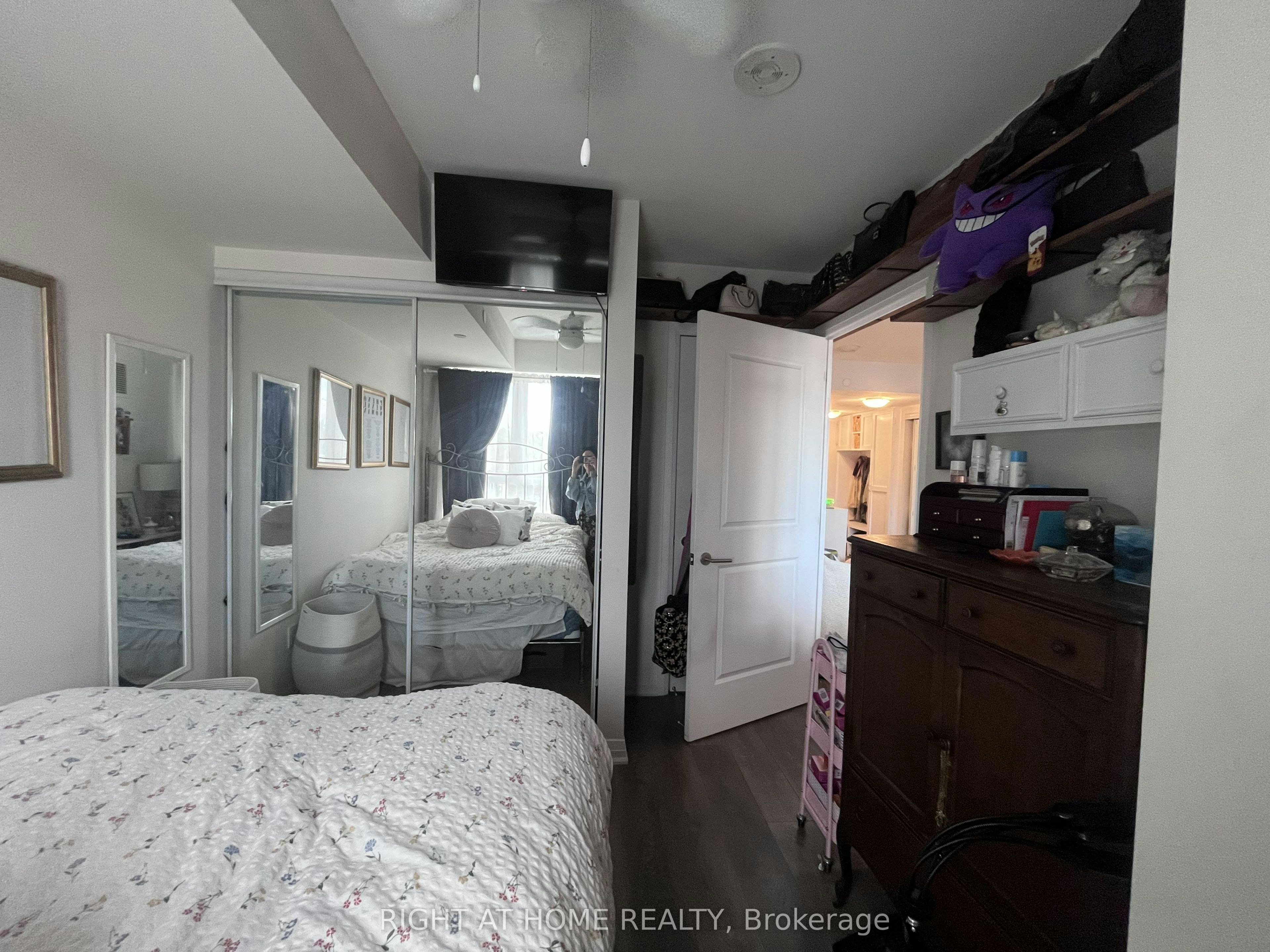 327-2301 Danforth Avenue, Toronto, ON, M4C 0A7 - 13