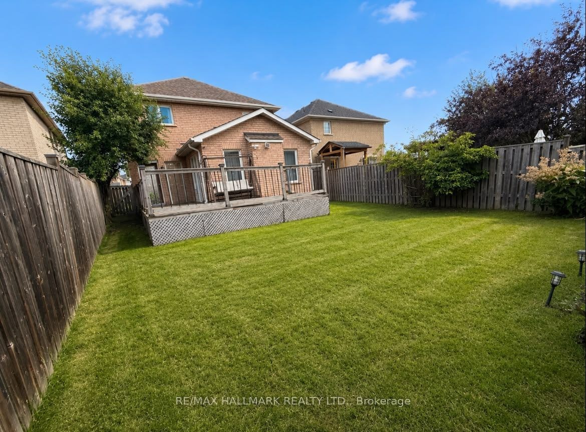 57 Treen Crescent, Whitby, ON, L1R 3C8 - 22