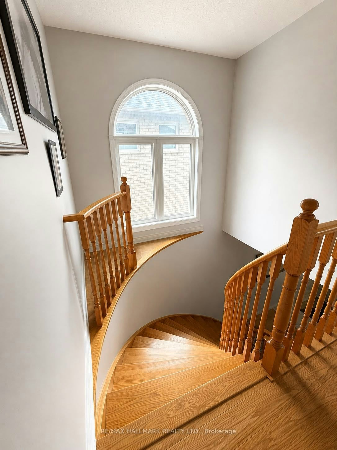 57 Treen Crescent, Whitby, ON, L1R 3C8 - 9