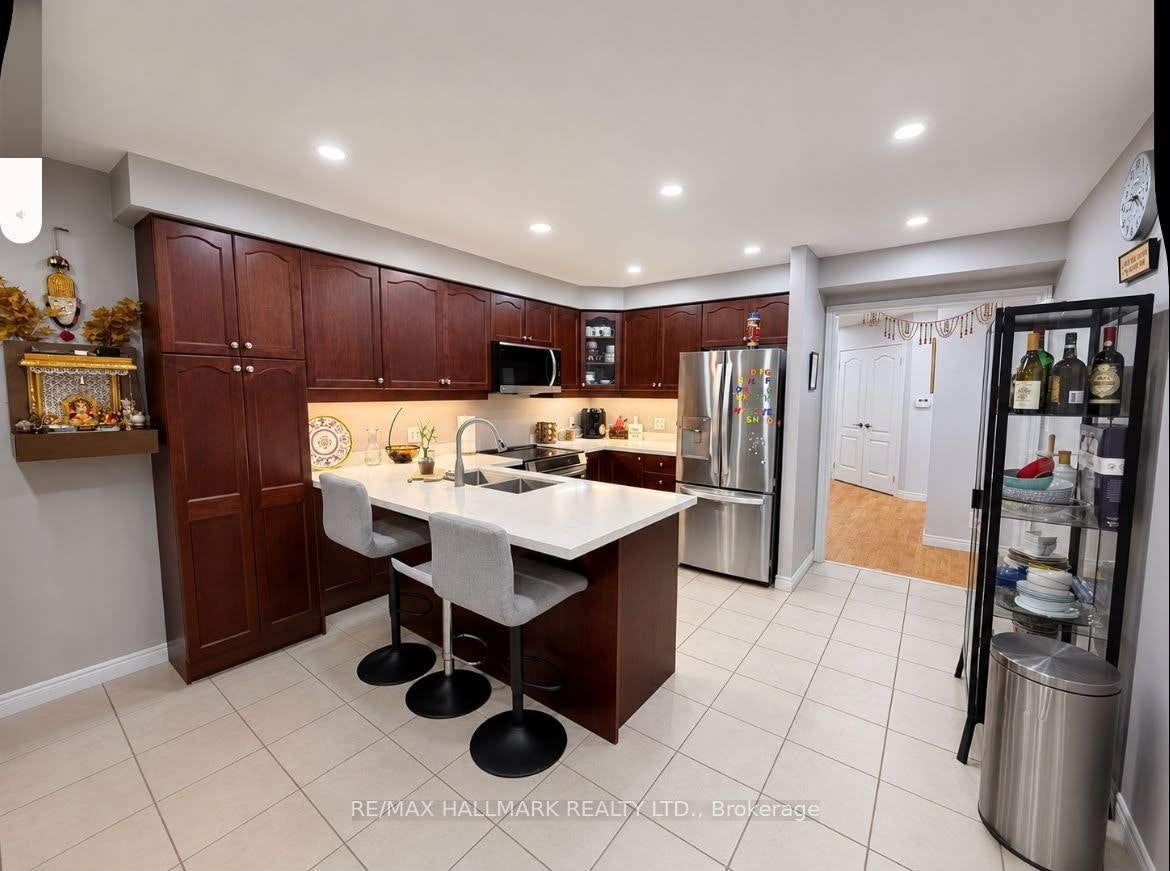 57 Treen Crescent, Whitby, ON, L1R 3C8 - 7