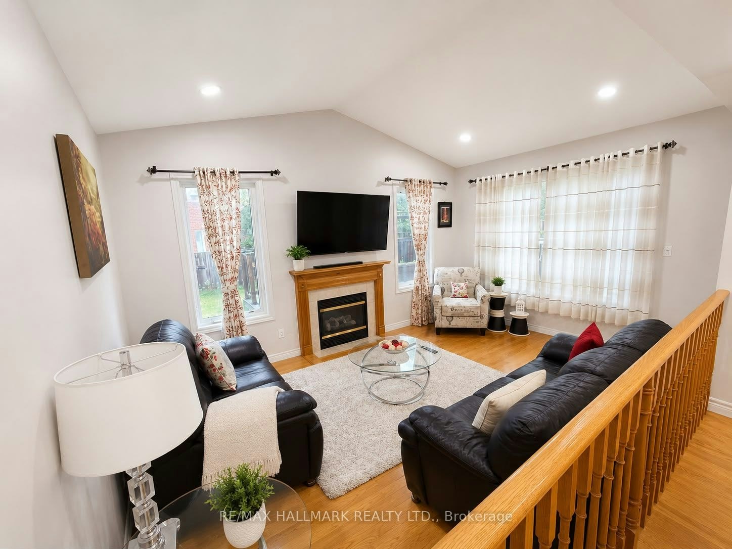 57 Treen Crescent, Whitby, ON, L1R 3C8 - 5