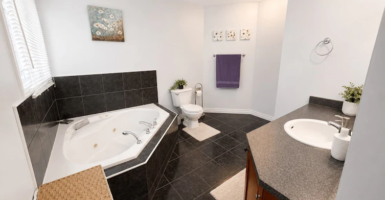 57 Treen Crescent, Whitby, ON, L1R 3C8 - 13