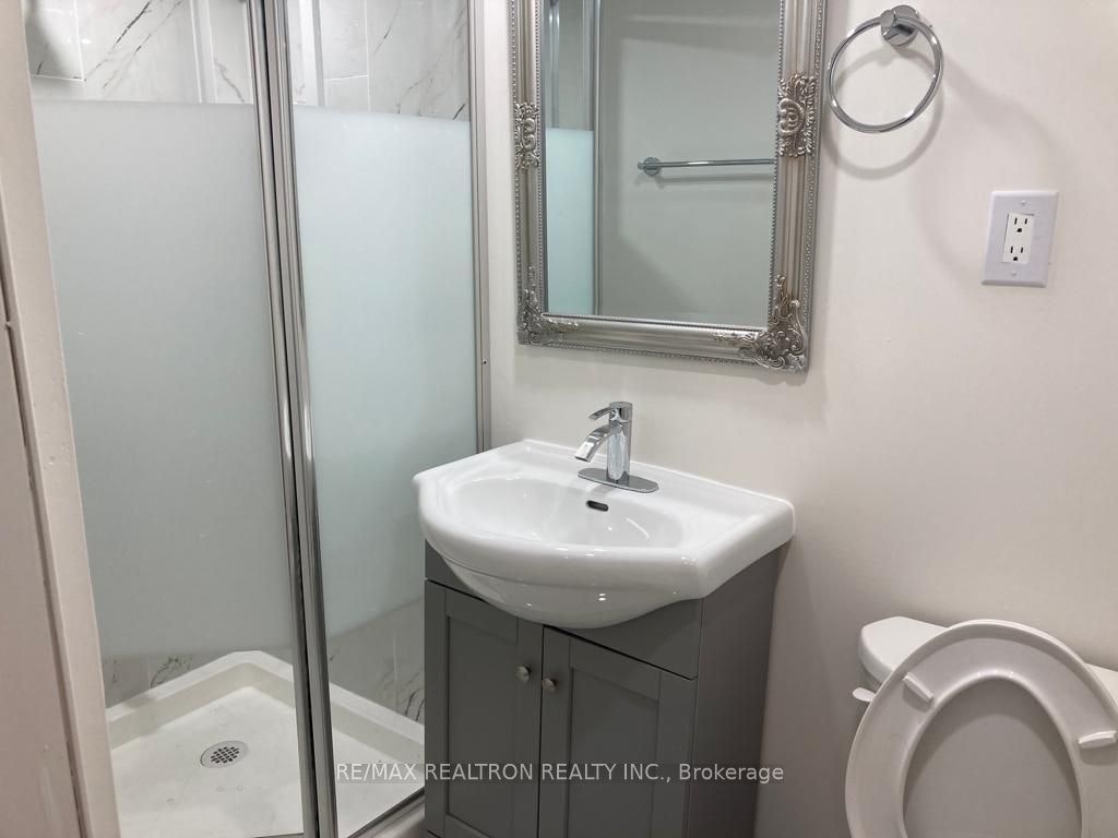 51 Pallock Hill Way, Whitby, ON, L1R 0N5 - 3