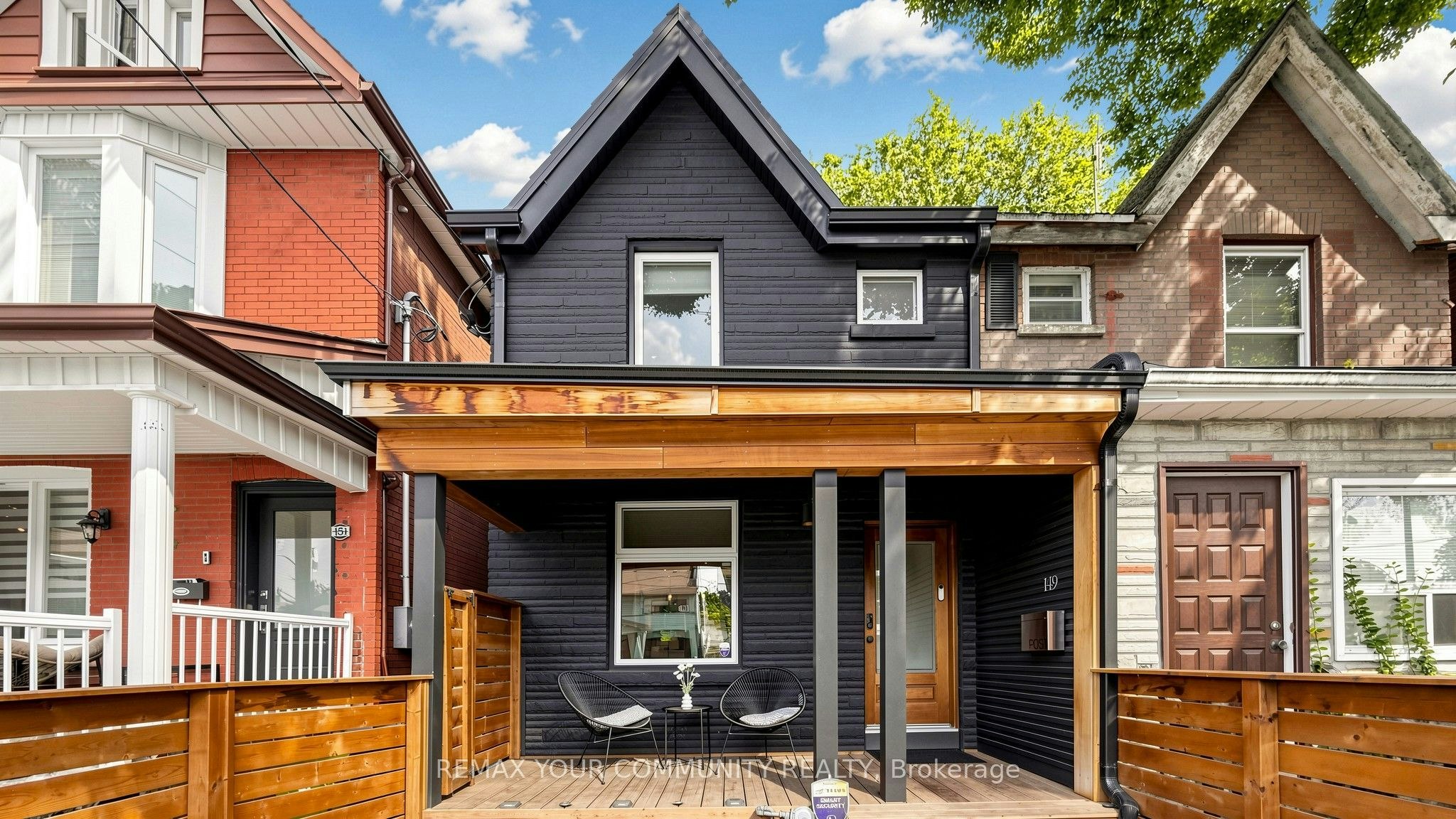 149 Jones Avenue N, Toronto, ON, M4M 3A2