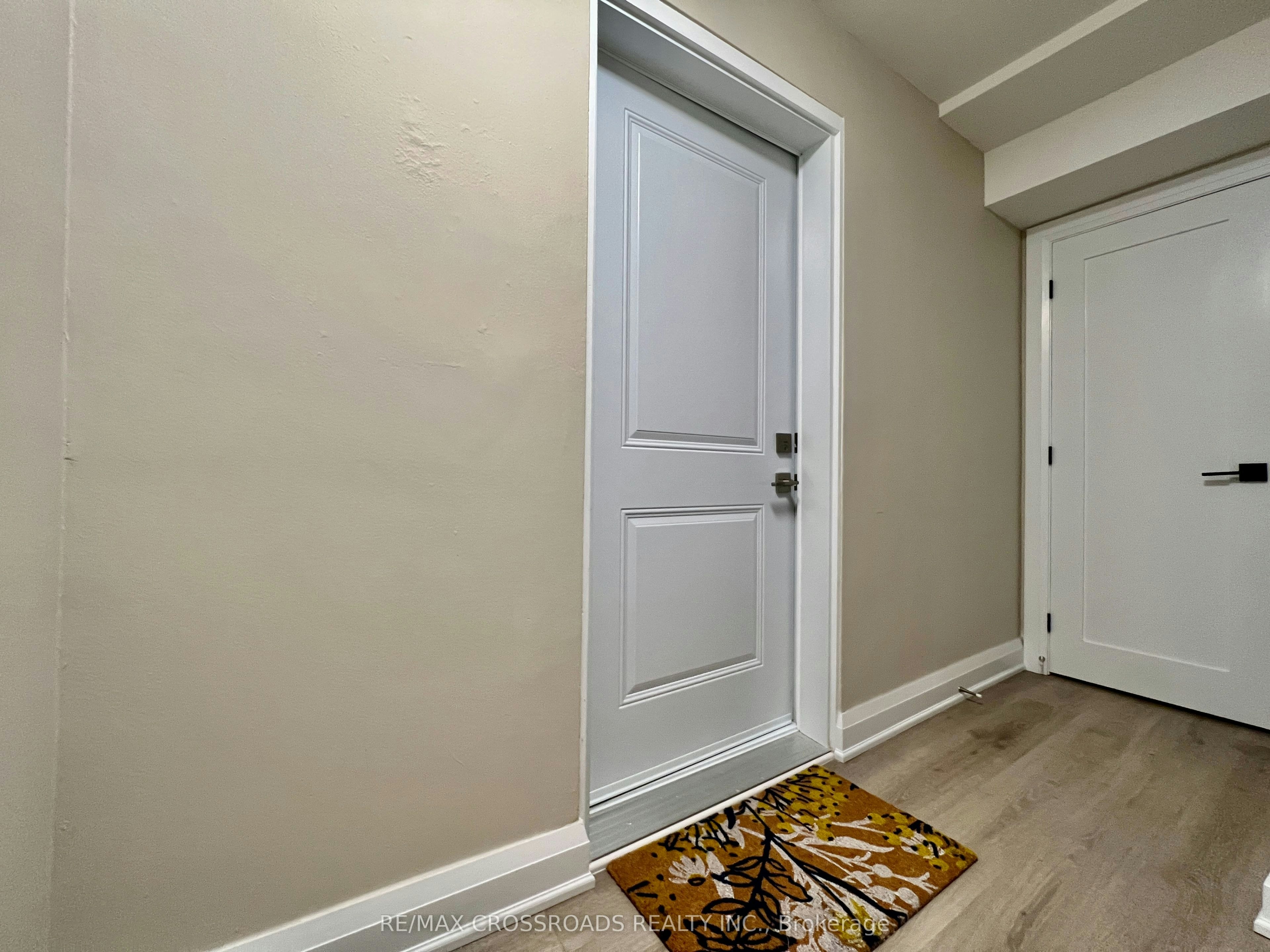 1-25 Glenside Avenue, Toronto, ON, M4L 2T6 - 2