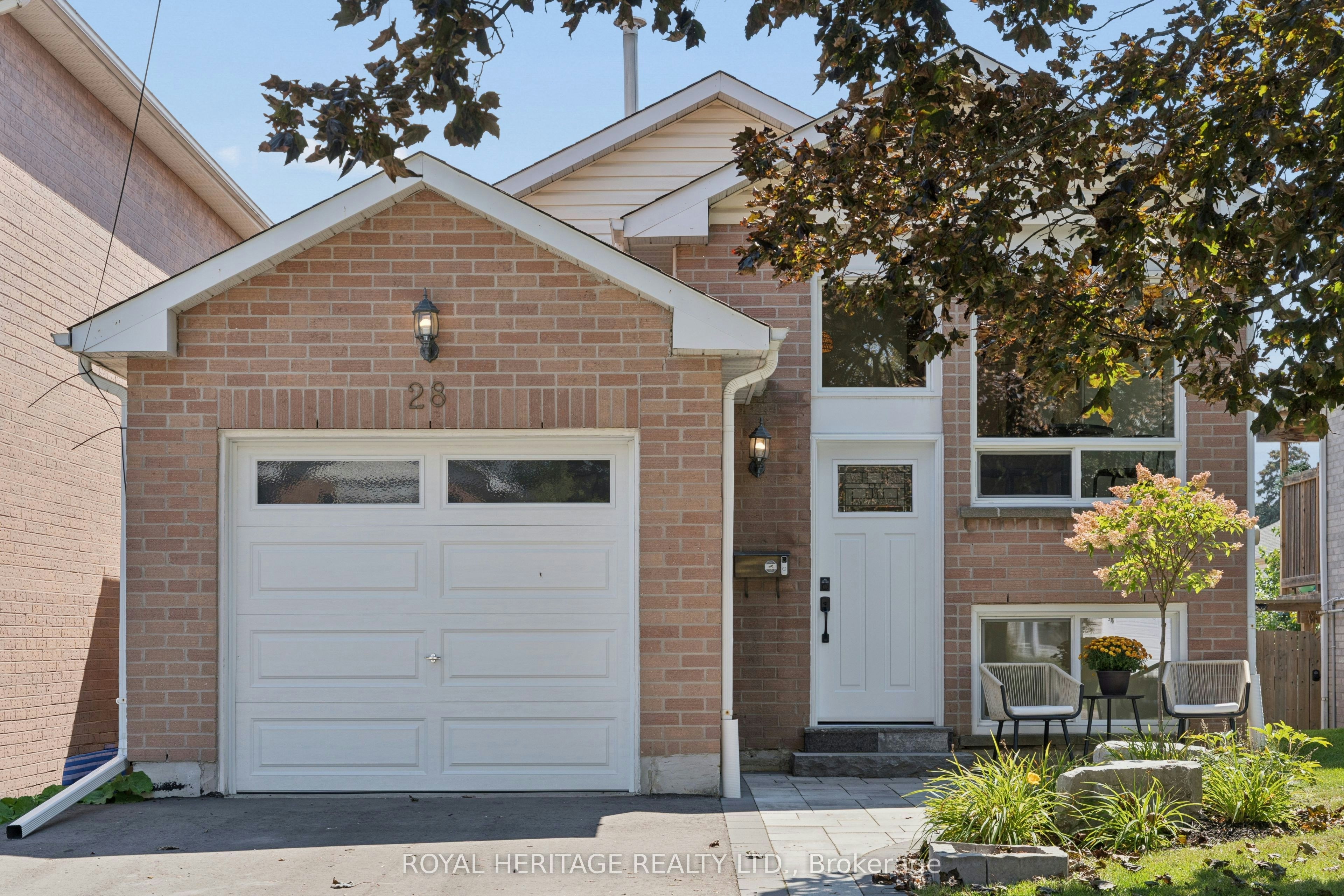 28 Glanville Crescent, Clarington, ON, L1C 4L6