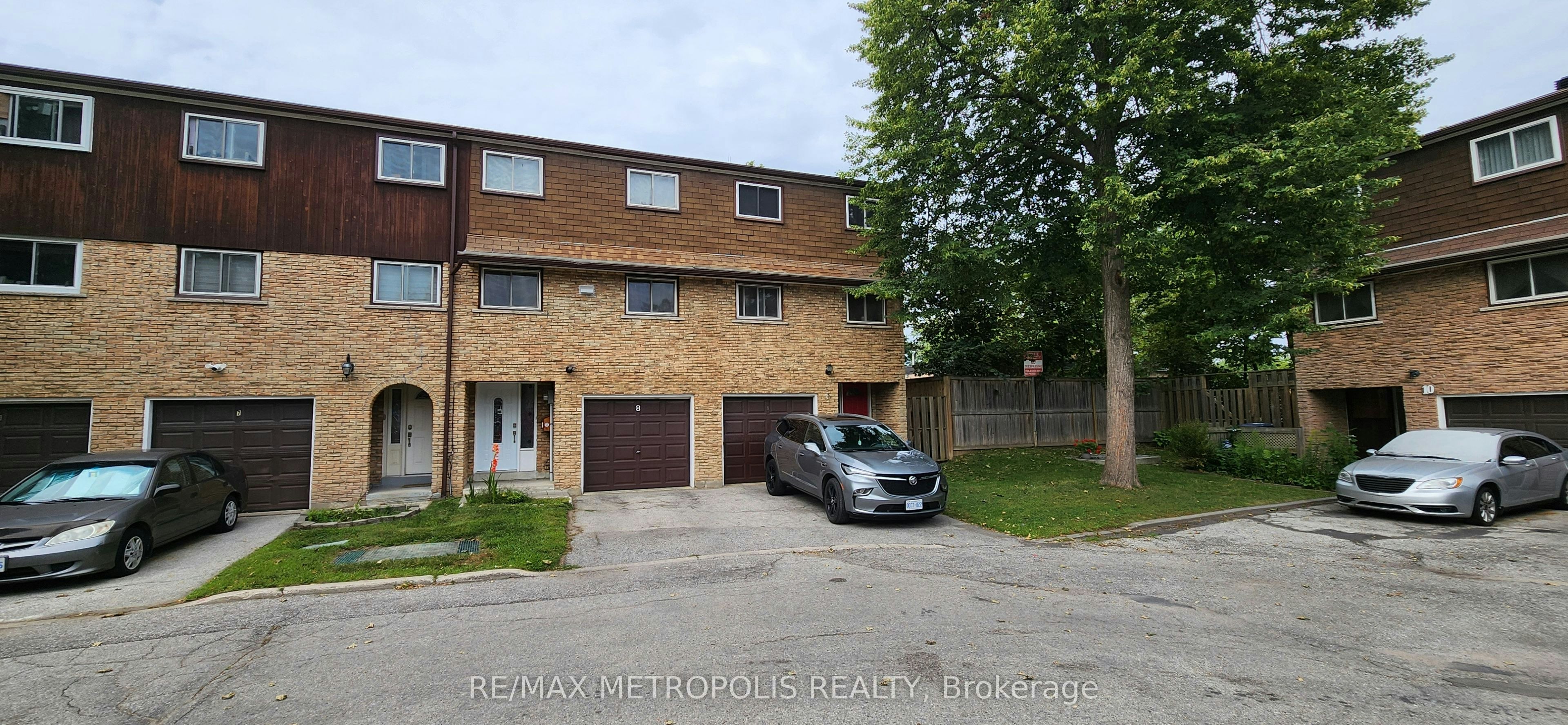 8-21 Rockwood Drive, Toronto, ON, M1M 3M9