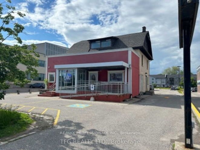 306 King Street W, Oshawa, ON, L1J 2J9