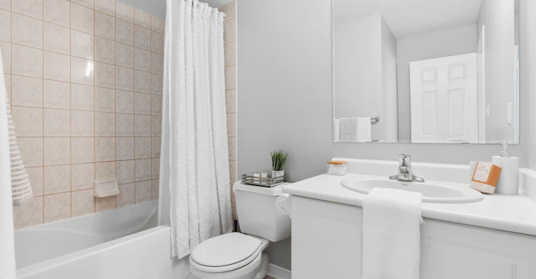 31 Webbford Street, Ajax, ON, L1S 0A8 - 31