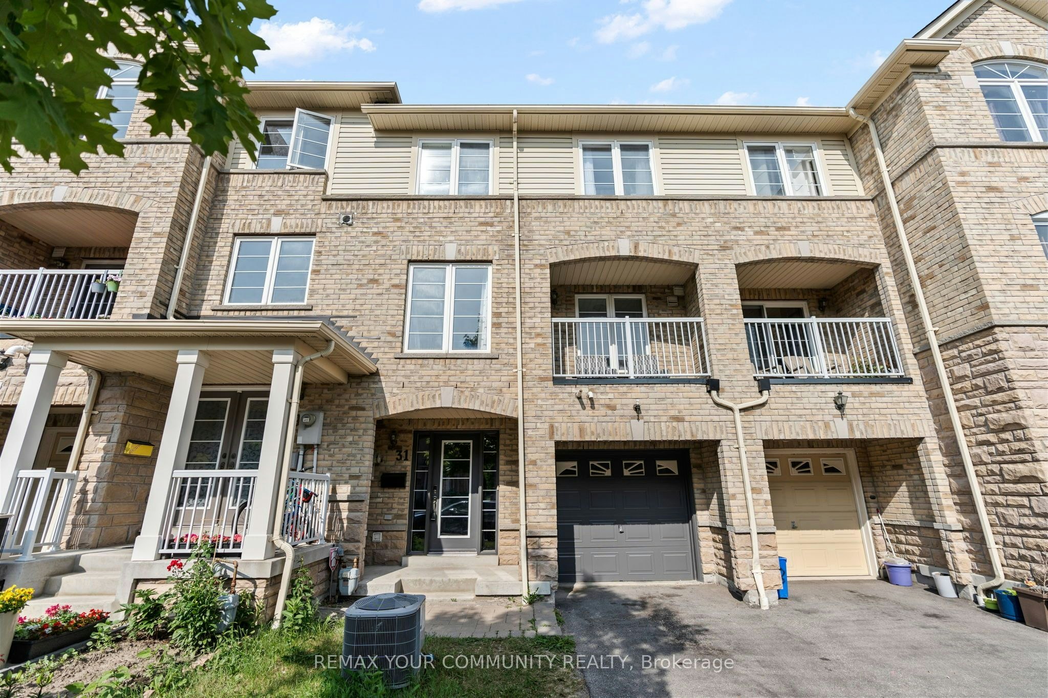 31 Webbford Street, Ajax, ON, L1S 0A8