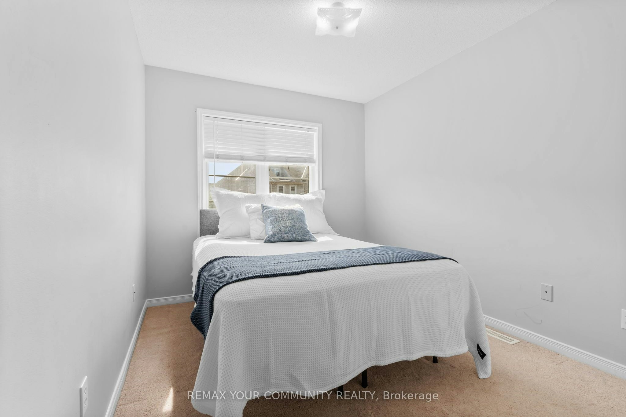 31 Webbford Street, Ajax, ON, L1S 0A8 - 35