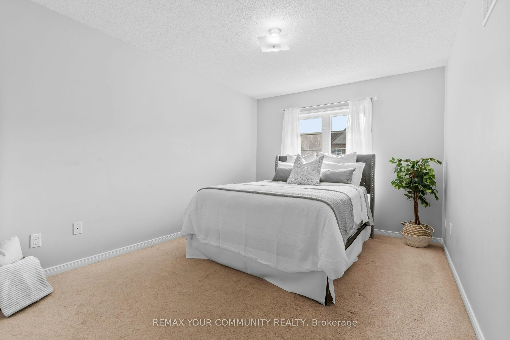 31 Webbford Street, Ajax, ON, L1S 0A8 - 29