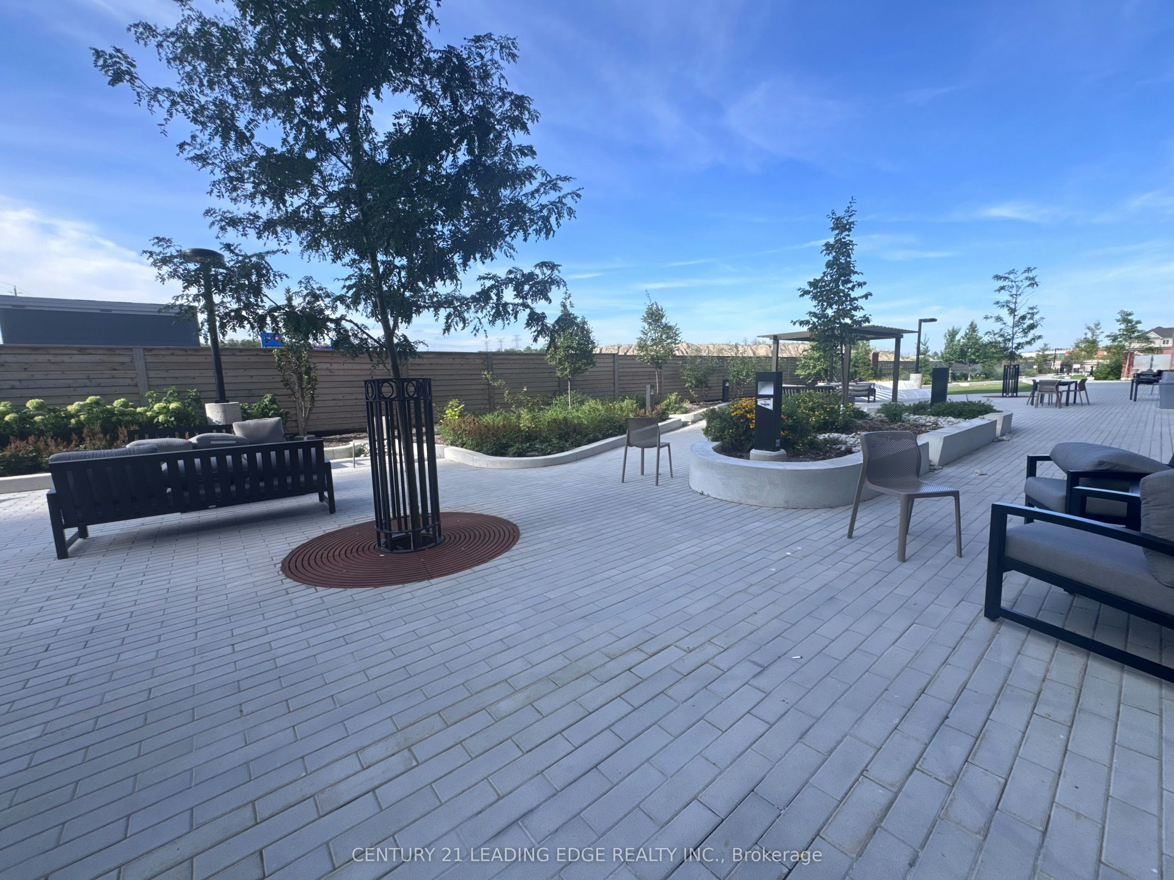 1514-2545 Simcoe Street N, Oshawa, ON, L1L 0W3 - 23