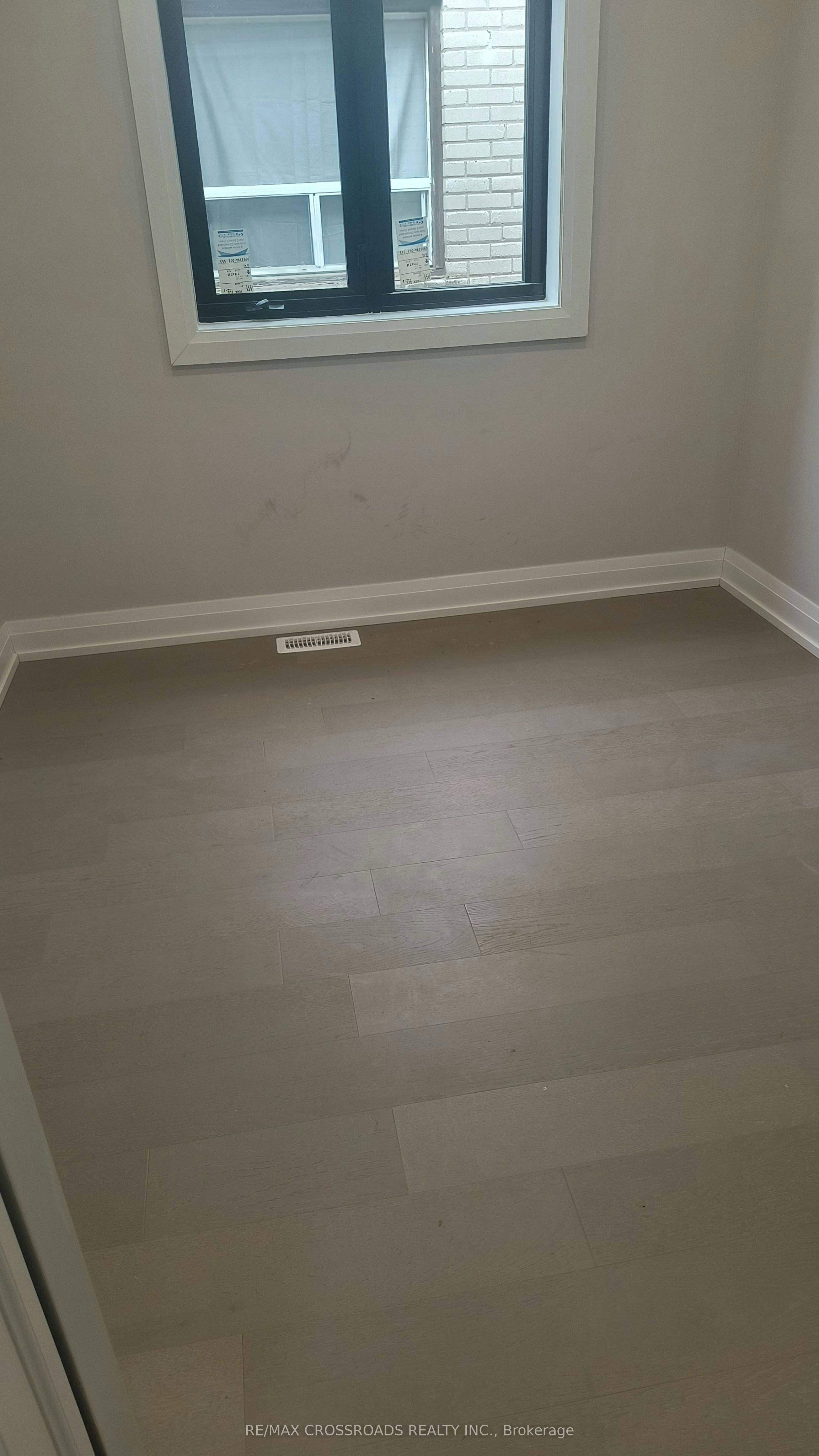 Upper 2-551A Kennedy Road, Toronto, ON, M1K 2B1 - 7