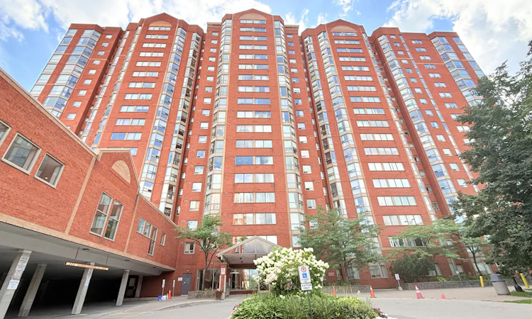 917-2460 Eglinton Avenue E