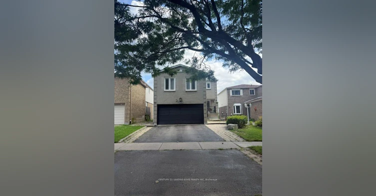 2009 Shay Drive, Pickering, ON, L1X 1Y1