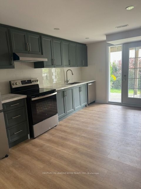 2009 Shay Drive, Pickering, ON, L1X 1Y1 - 2