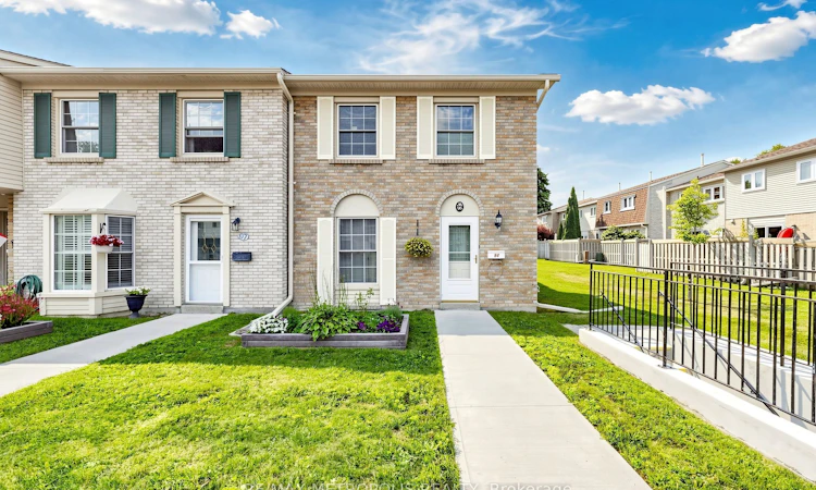96-580 Eyer Drive