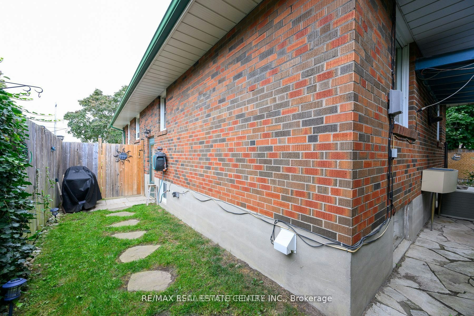 79 Chandler Drive, Toronto, ON, M1G 1Z1 - 3