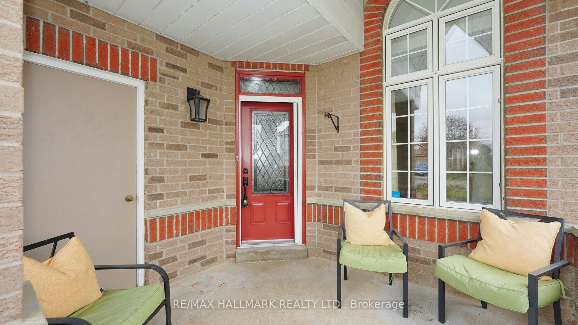 1035 Beatrice Street E, Oshawa, ON, L1K 2L3 - 4