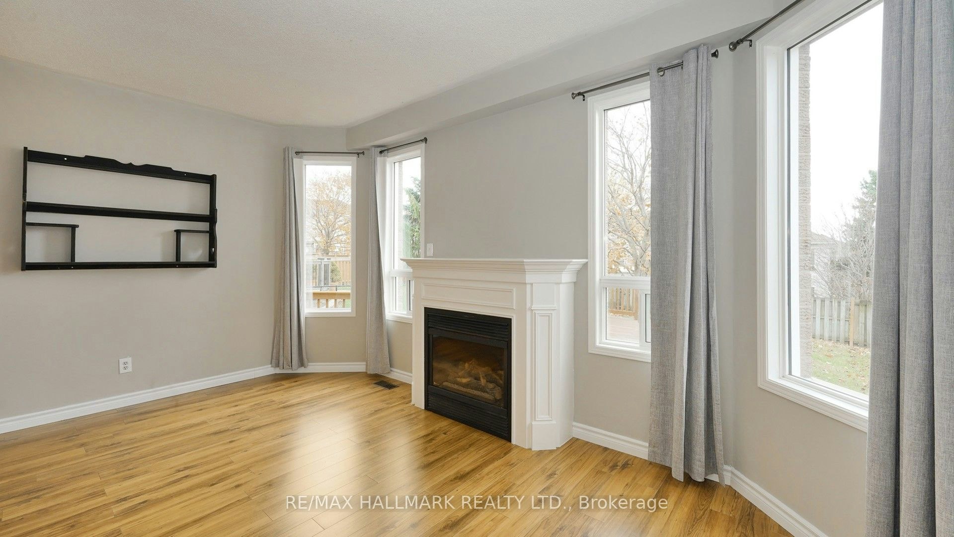 1035 Beatrice Street E, Oshawa, ON, L1K 2L3 - 11