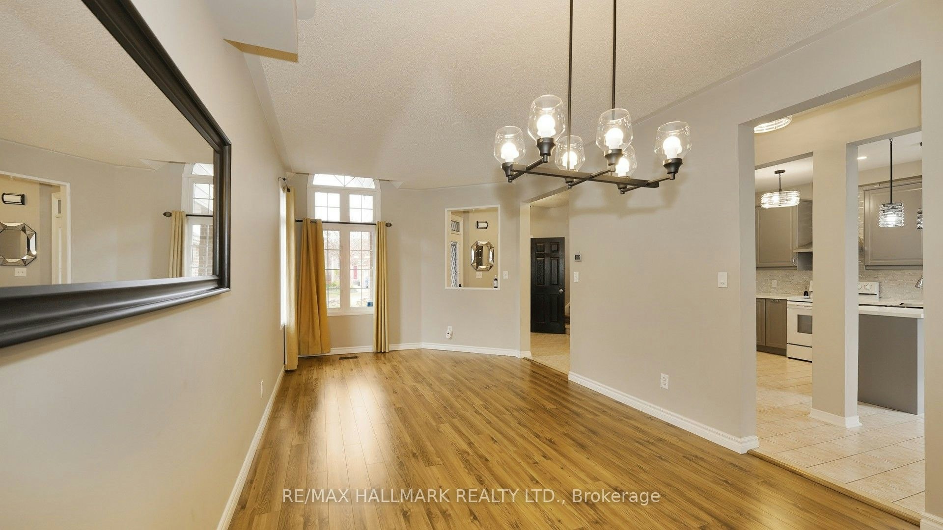 1035 Beatrice Street E, Oshawa, ON, L1K 2L3 - 6
