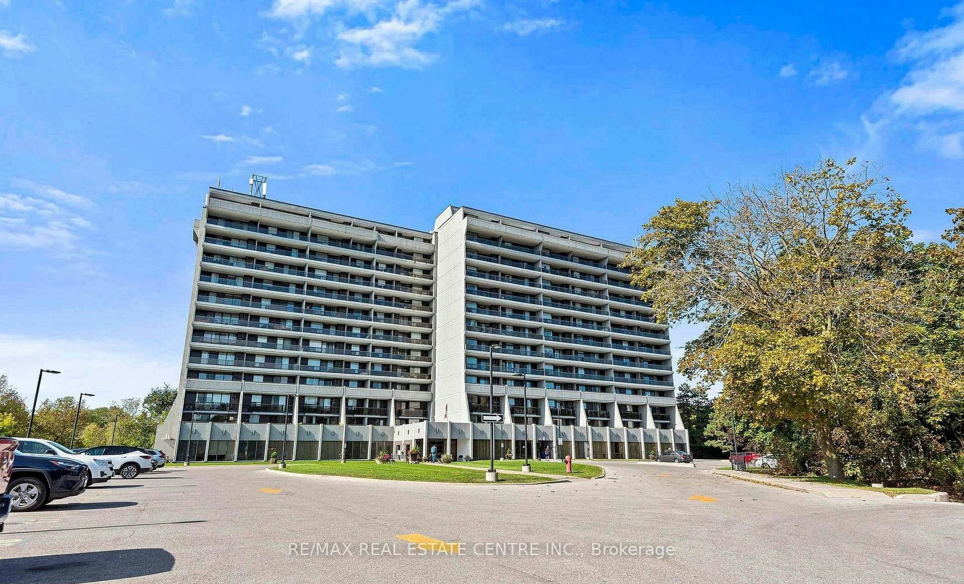 #710-92 Church Street S, Ajax, ON, L1S 6B4