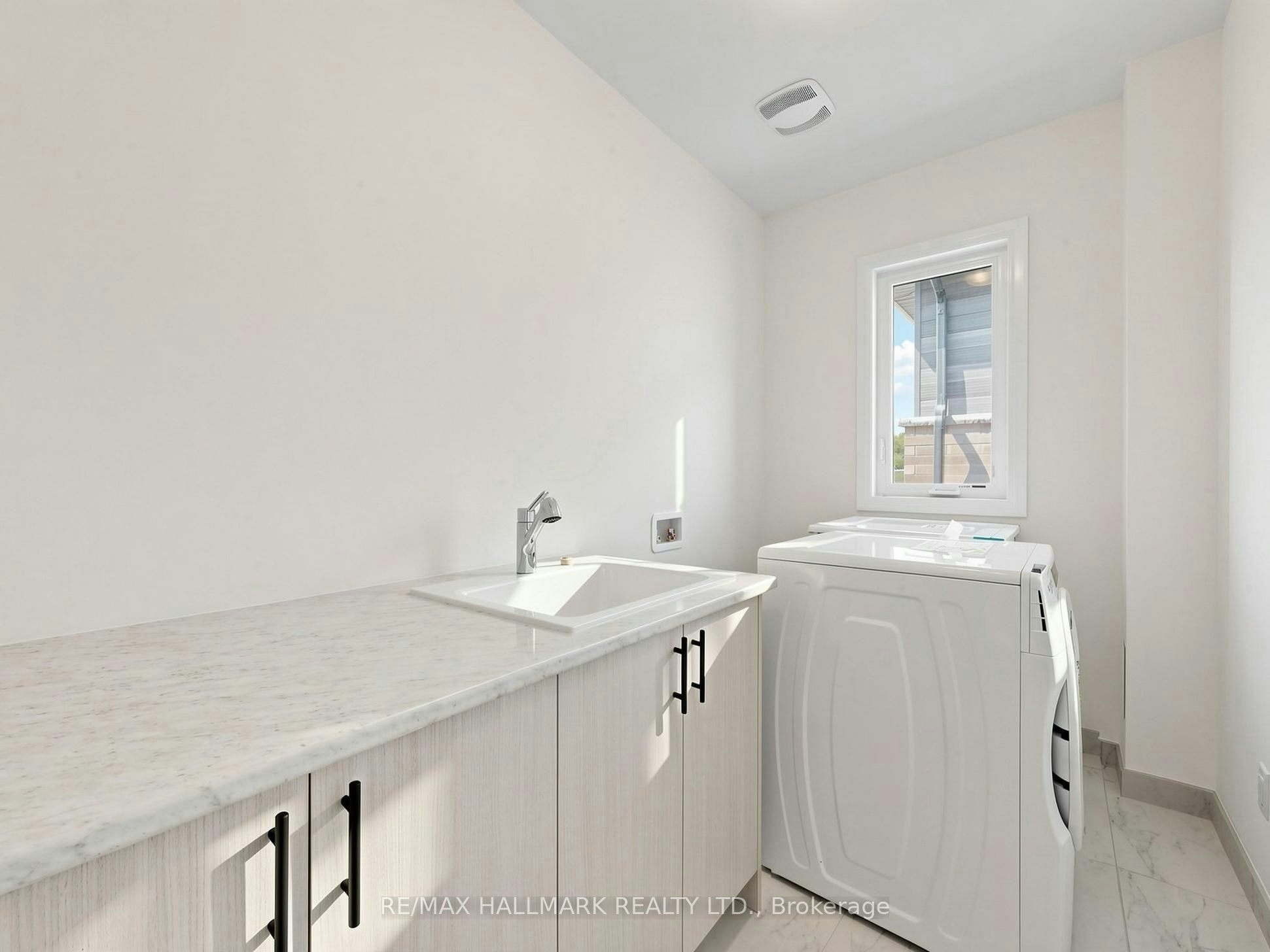4 Sun Valley Street, Whitby, ON, L1M 2A7 - 49