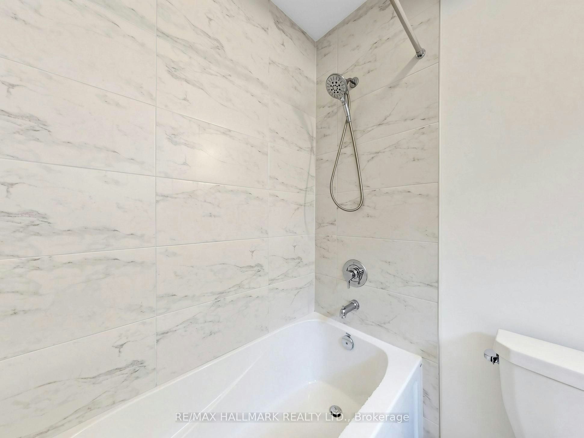 4 Sun Valley Street, Whitby, ON, L1M 2A7 - 48