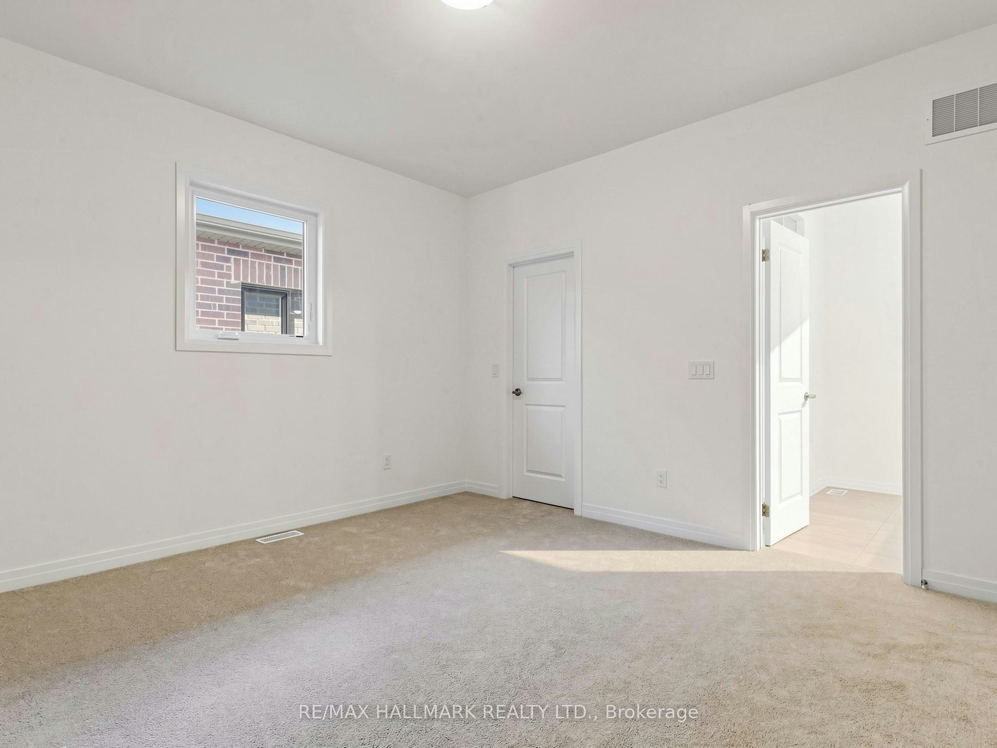 4 Sun Valley Street, Whitby, ON, L1M 2A7 - 40
